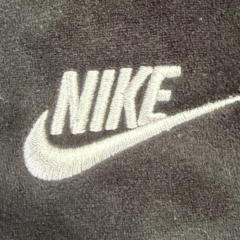Nike Black Hoodie kids size 6-7years